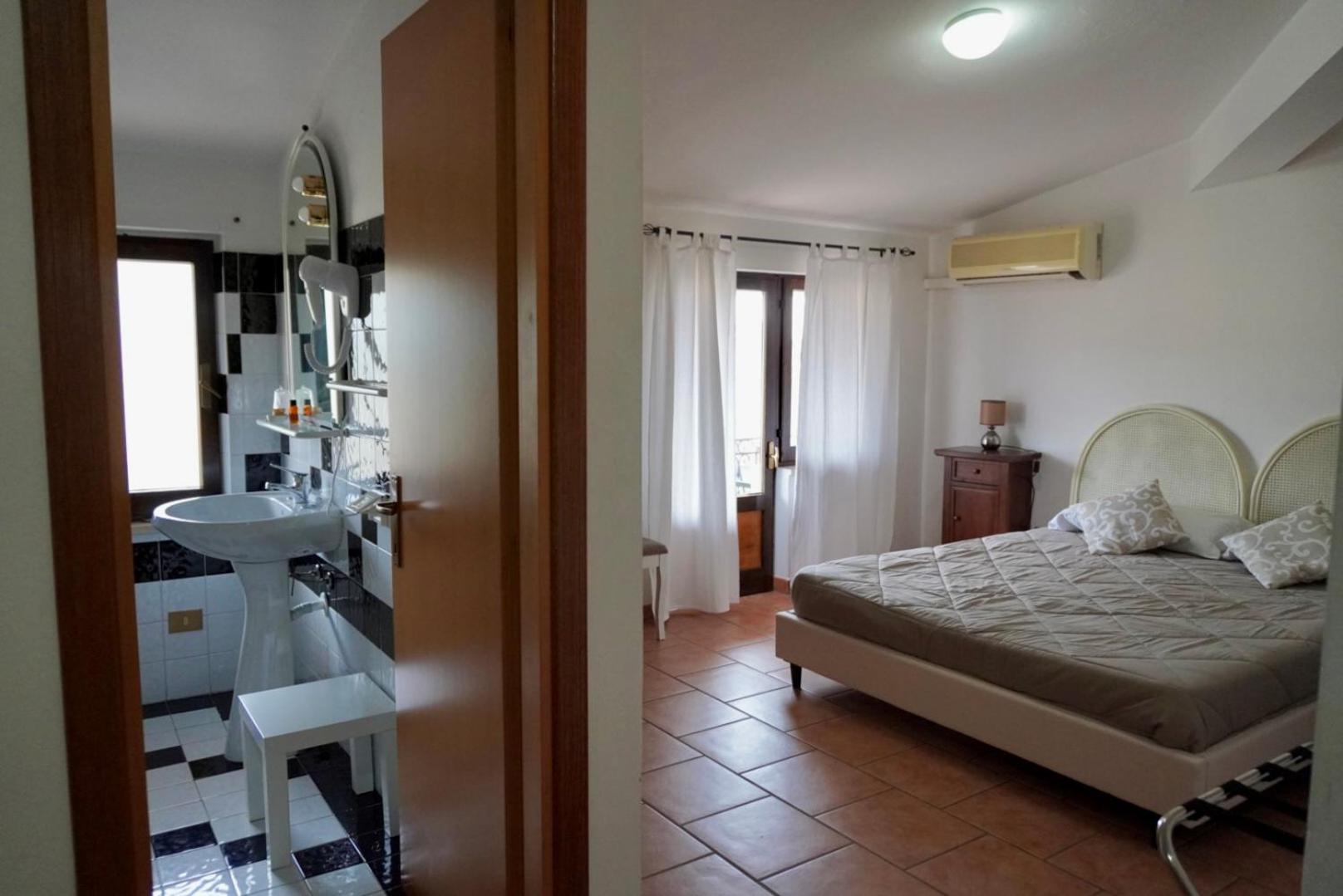 Gasthof Ristorante Rosella Giba
